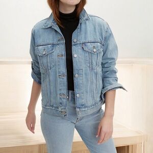 NWT~ Levi's® Ex-Boyfriend Trucker Jacket with tags. Hard to find in stores.